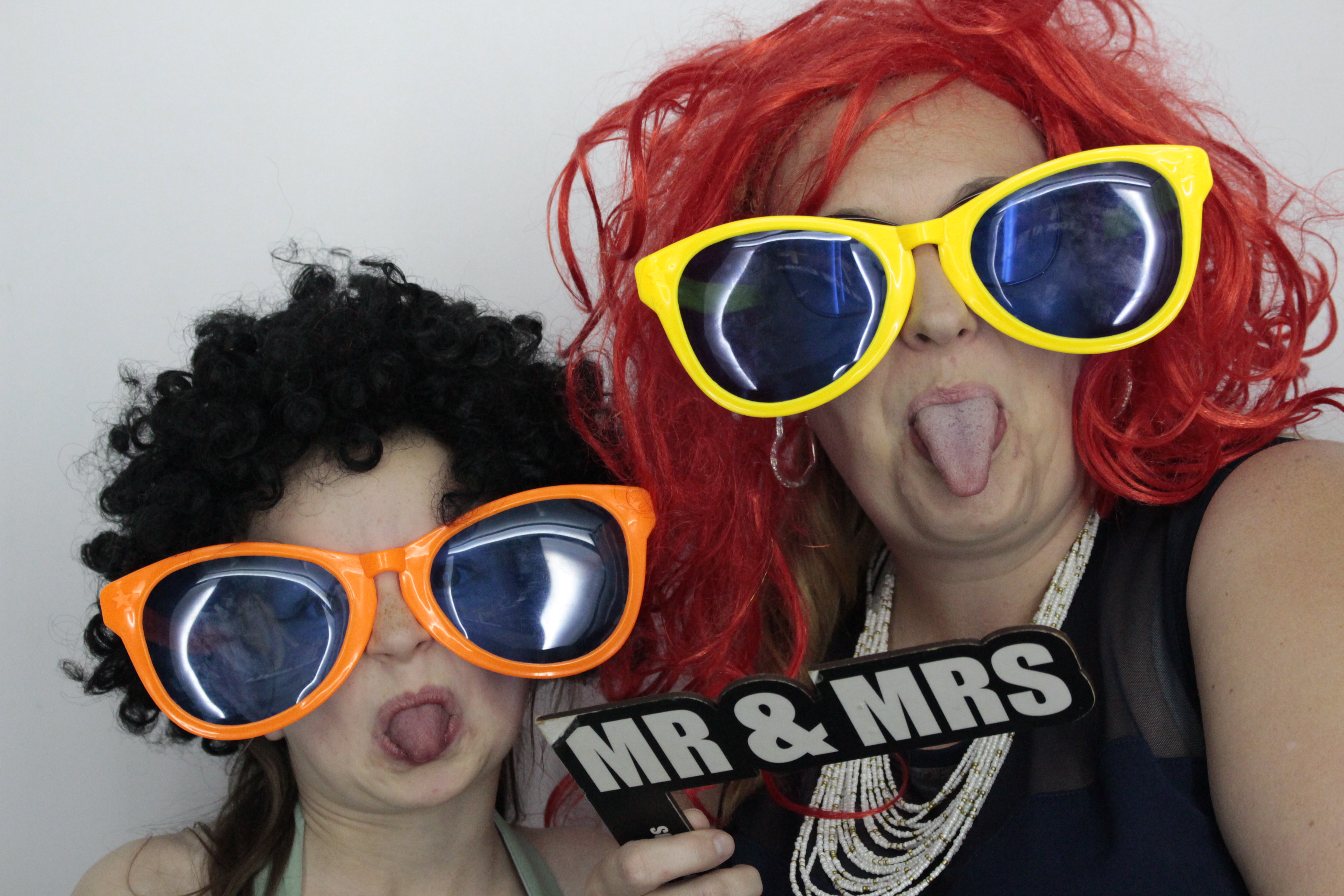 Jon and Sarah’s Wedding | View more photos from the event at gallery.myphotoboothexperience.co.uk/u/MyPhotoBoothExperienceLtd/Jon-and-Sarah’s-Wedding